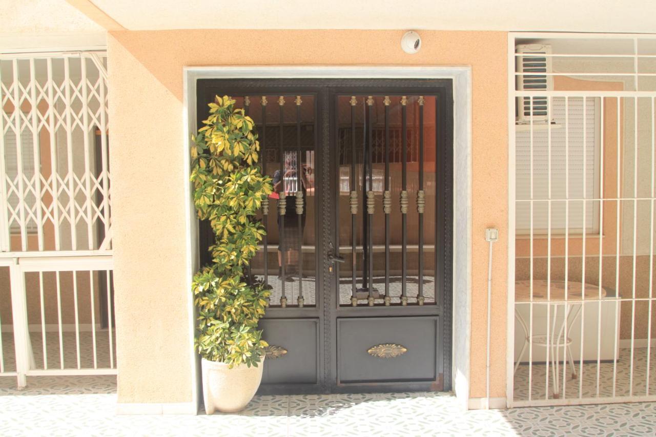 Apartamento Urbano Arregui Appartamento Torrevieja Esterno foto