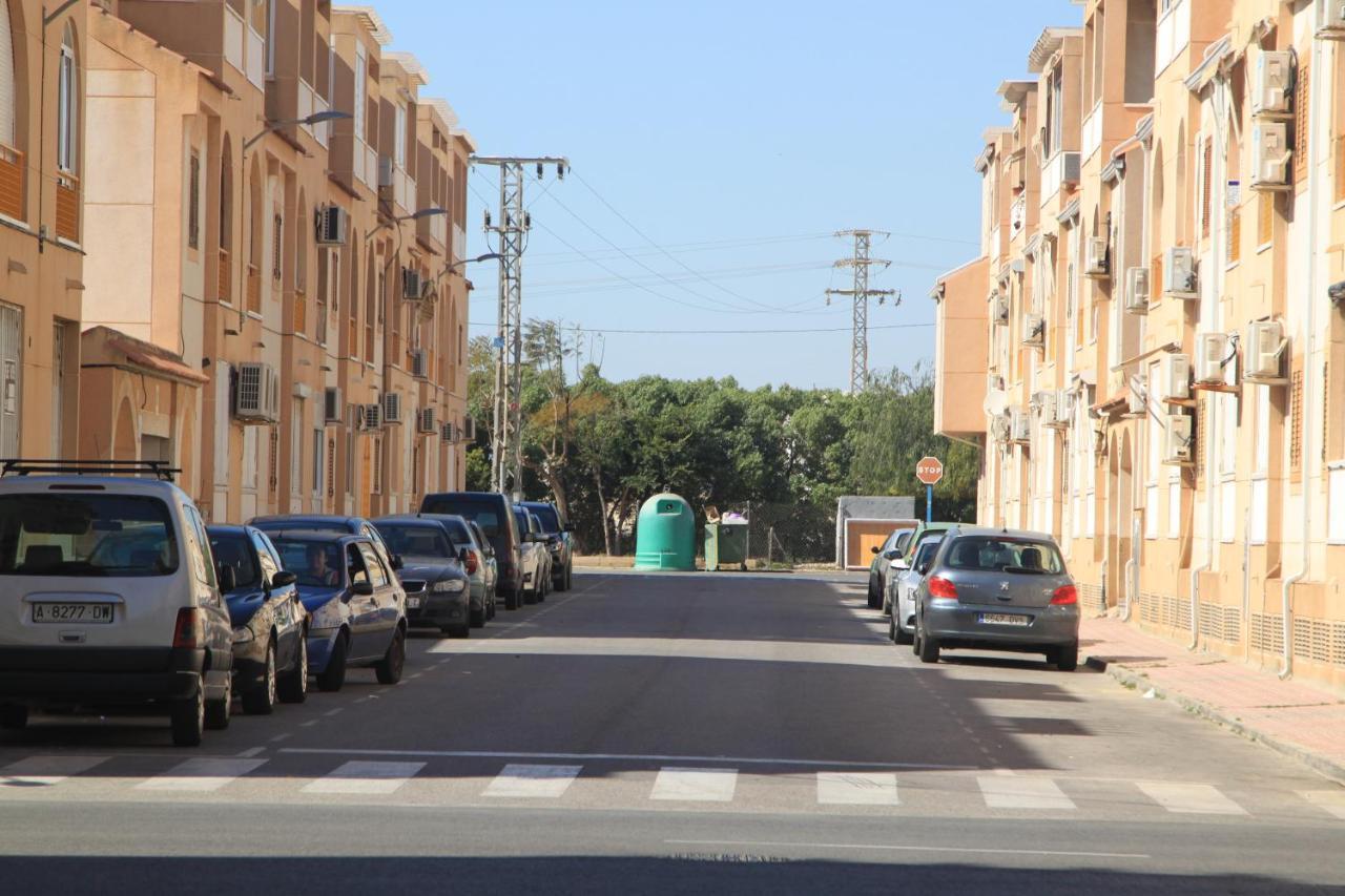 Apartamento Urbano Arregui Appartamento Torrevieja Esterno foto