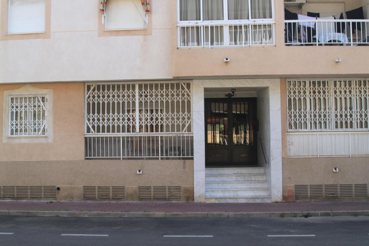 Apartamento Urbano Arregui Appartamento Torrevieja Esterno foto